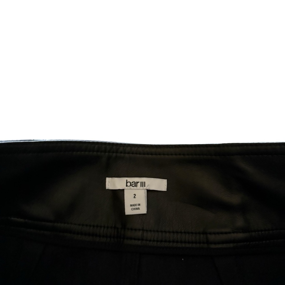 NWT Bar III Black Leather Pants Slim Leg Button Fly Womens 2 - Picture 3 of 4
